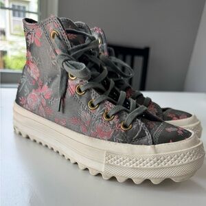 Converse Chuck Taylor All-Star Floral High Top Hi Lift Ripple Soles Satin Sz 6